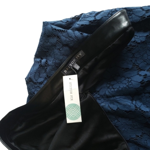 NWT Brixon Ivy Blue Cyndi Lace Pencil Skirt Small - Picture 4 of 9